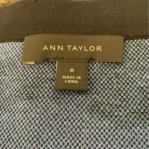 Floral knit classic pencil skirt in black blue green by AT - Picture 9 of 10